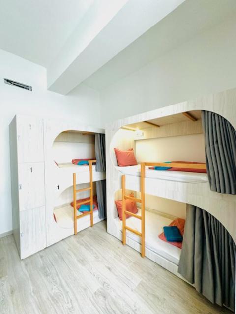 Fantasy Hostel ปอร์โต ภายนอก รูปภาพ